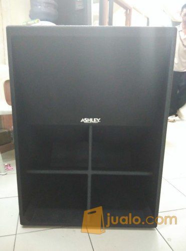 subwoofer ashley 18