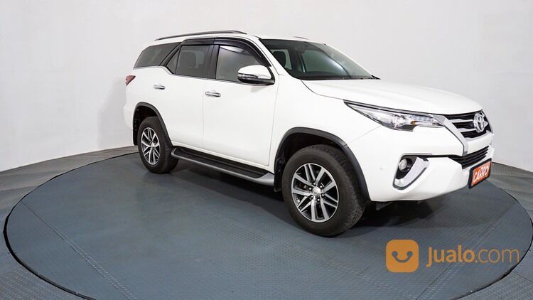 Toyota Fortuner 2.4 VRZ AT 2019 Putih