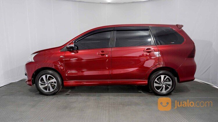 Toyota Avanza 1.5 Veloz MT 2015 Merah