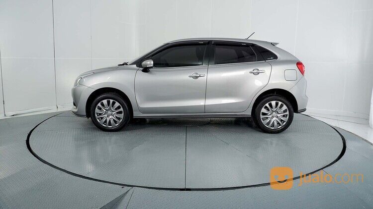 Suzuki Baleno Hatchback MT 2019 Silver