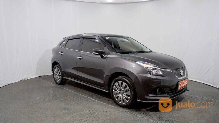 Suzuki Baleno Hatchback MT 2018 Abu-Abu