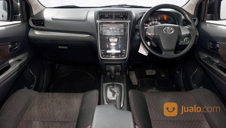 Toyota Avanza 1.5 Veloz AT 2019 Hitam