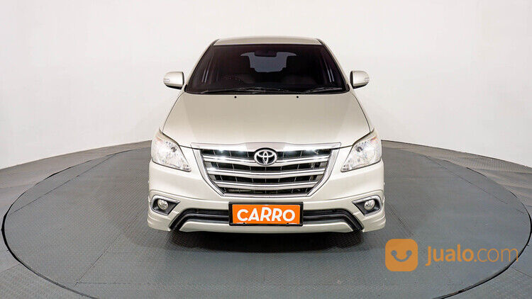 Toyota Innova 2.0 V Luxury AT 2014 Silver