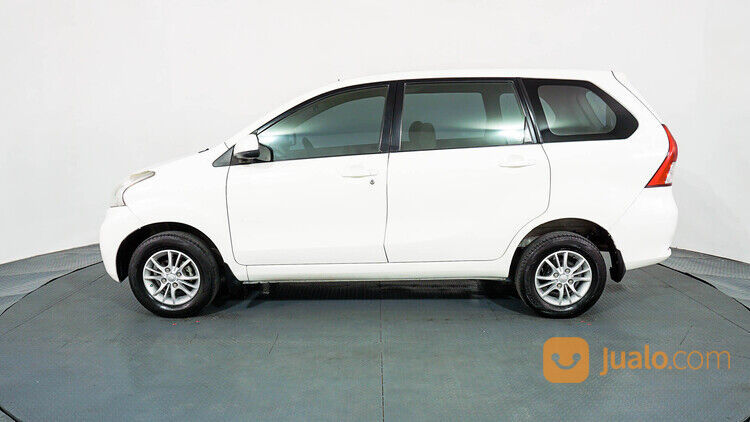 Daihatsu Xenia 1.3 R MT 2013 Putih