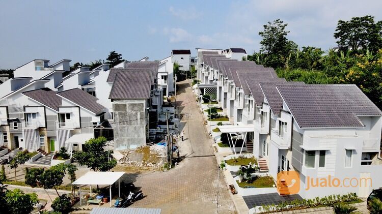 Rumah Malkot view kebun jeruk dekat Tazkia Thursina & Al Umm