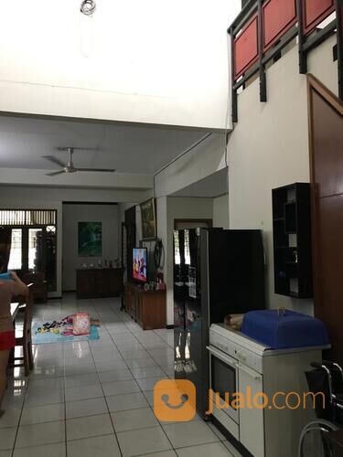 Rumah Luas 993 M3, di jl. Komplek polri jagakarsa Jaksel