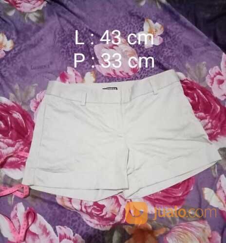 Celana Hotpants Merk Express Preloved
