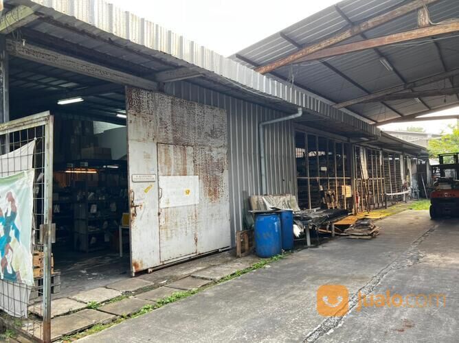 Gudang di Kawasan Industri Taman Tekno BSD City di Kota Tangerang