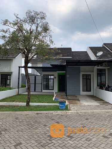 Rumah hott di perumahan BSB Village Mijen