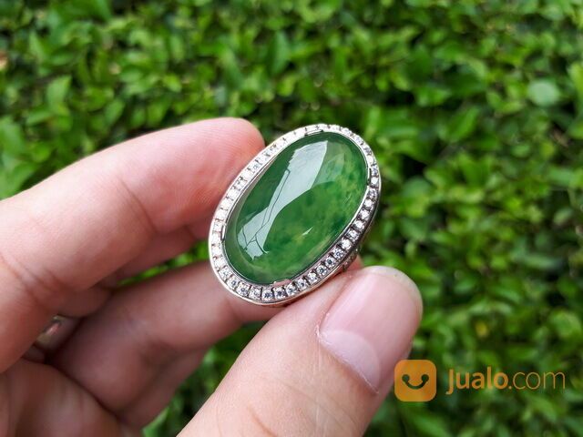 Batu Permata Idocrase Hijau Lumut Aceh Super IDC016 Body Glass