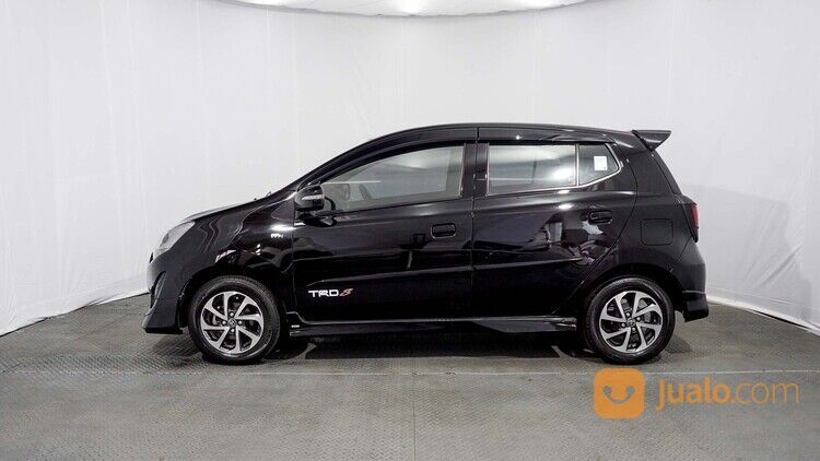 Agya Hitam 2019: Eksplorasi Gaya, Performa, dan Keunggulannya