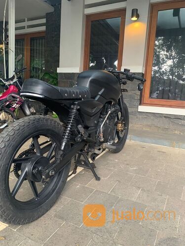 Motor Custom Brat Style
