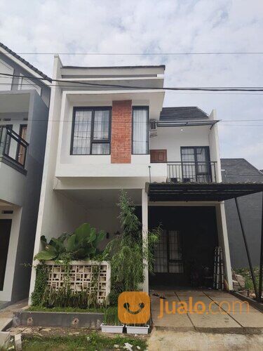 Rumah Strategis Di BSD Kota Tangerang Dekat Pasar Modern Intermoda