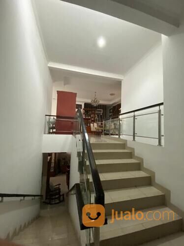 Rumah bagus strategis Jl. Kinanti Turangga Bandung