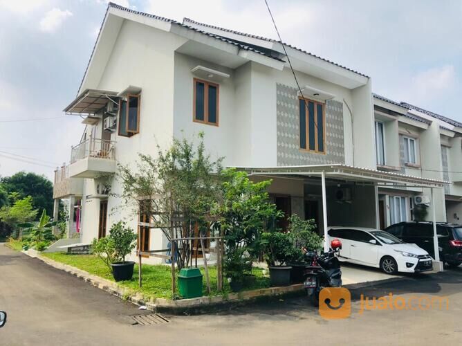 Rumah Hoek, SHM, Hadap Barat, di Komplek Ardena Residence, Pancoran Mas, Depok