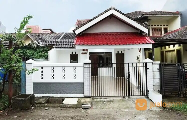 Rumah siap huni dengan furniture dalam perumahan puri nirwana 3 keradenan cibinong