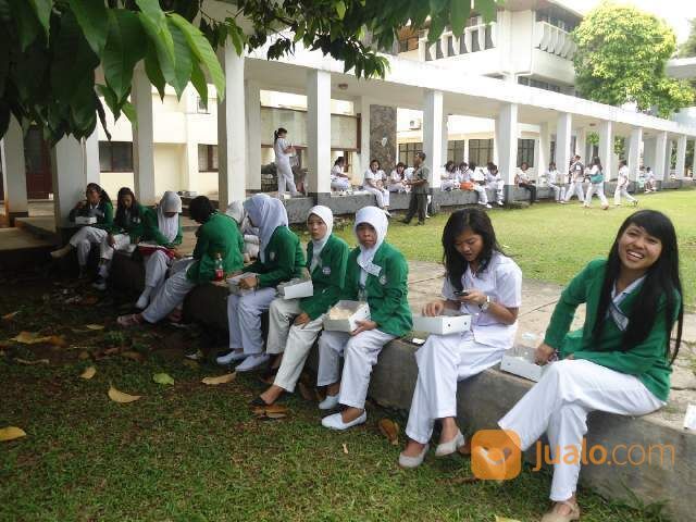 Jasa Pembantu, Perawat Lansia / Jompo dan Baby Sitter