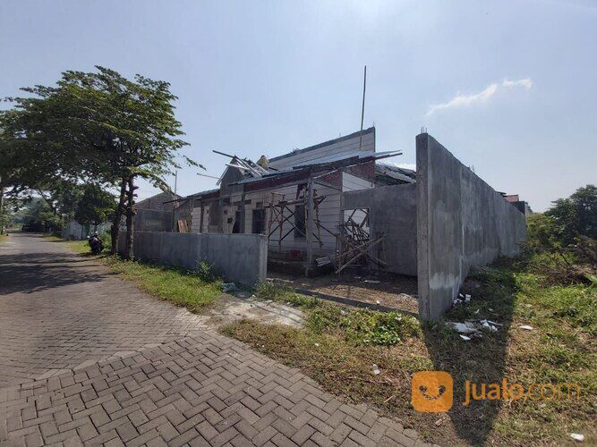 rumah di Ikan mas Kota Malang 1,5 Milyar