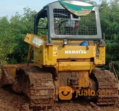 Bulldozer Komatsu D65E-8 Tahun 1996