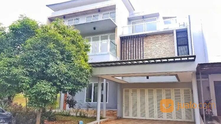 Rumah bagus lokasi strategis di Green Cove BSD City