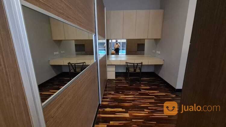Rumah Mewah Modern Design Taman Golf Lippo Karawaci Full Furnished