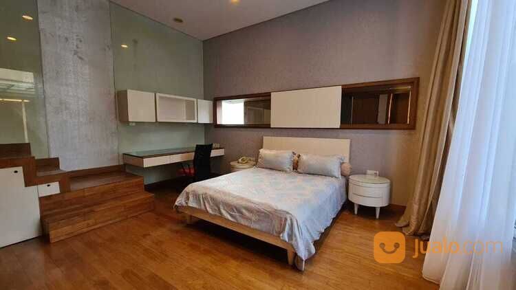 Rumah Mewah Modern Design Taman Golf Lippo Karawaci Full Furnished