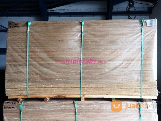 tebal 3mm 4mm 5mm 8mm 9mm 12mm 15mm 18mm Triplek Plywood Surabaya cor proyek