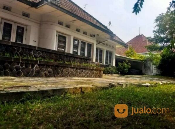 Luas besar jl Dr cipto pasir kaliki cicendo dkt IP dan tol pasteur