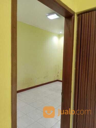 Rumah Cluster Aralia Harapan Indah Bekasi