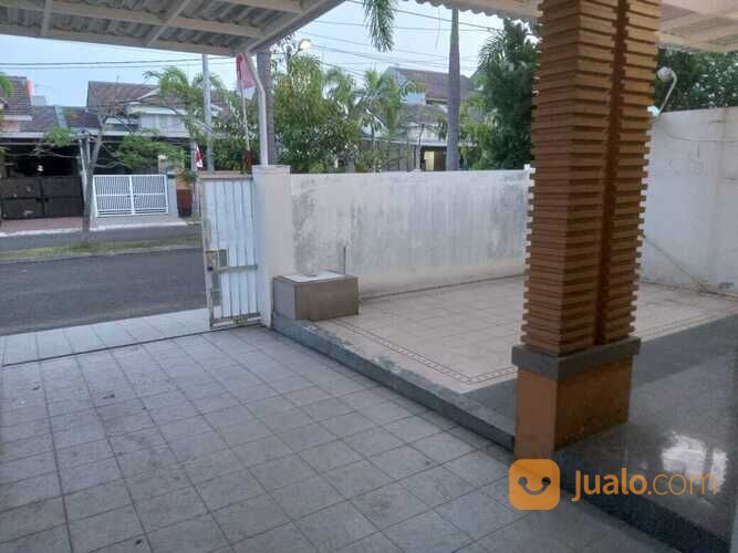 Rumah Cluster Aralia Harapan Indah Bekasi