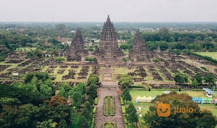 15 Menit Kawasan Wisata Candi Prambanan di Kab. Sleman, Yogyakarta