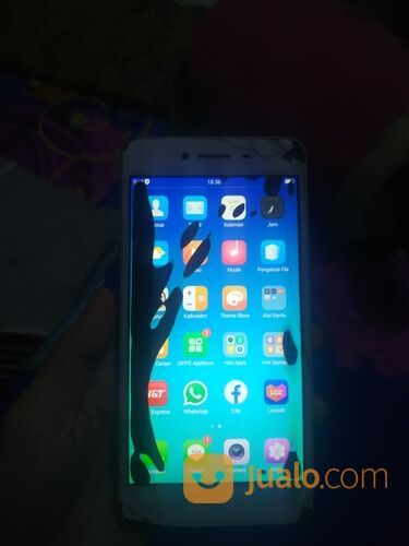 Oppo a37 minus layar item tapi masih bisa disentuh