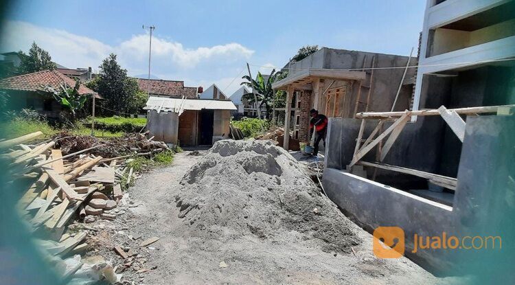 Rumah Ready stock 2 lantai cibiru hilir komplek pilar biru
