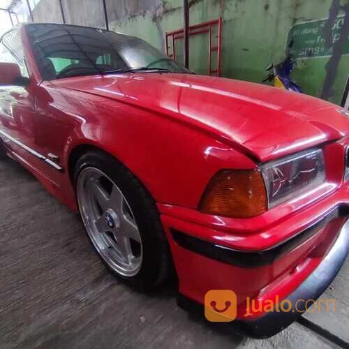 BMW 316 Compact Sedan 2 Pintu Istimewa