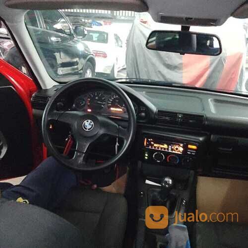 BMW 316 Compact Sedan 2 Pintu Istimewa