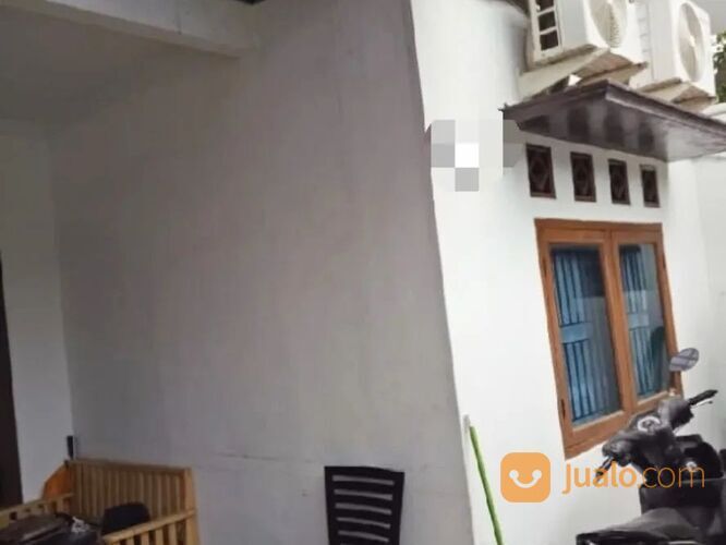 Rumah Strategis Jalan 2 Mobil di Pondok Bambu
