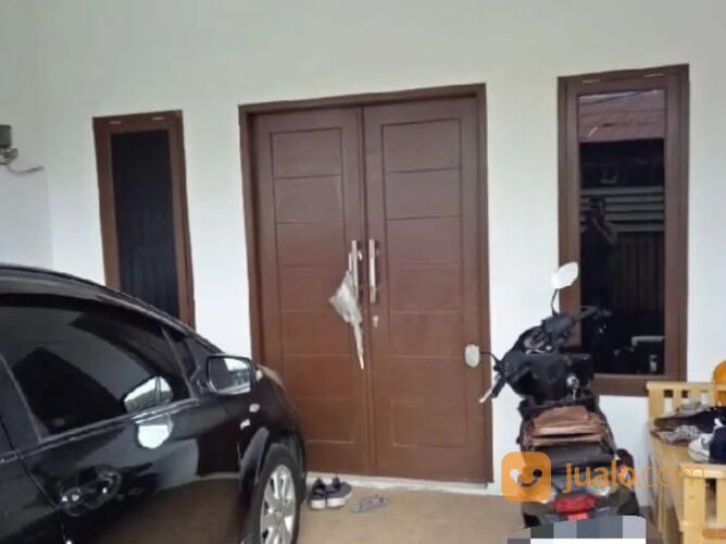Rumah Strategis Jalan 2 Mobil di Pondok Bambu