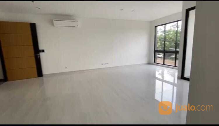 APARTEMEN LLOYD ALAM SUTERA TYPE 2BR