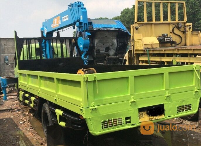 Truck Crane Hino Dutro 130HDL Tahun 2019 Kapasitas 3 Ton di Kota
