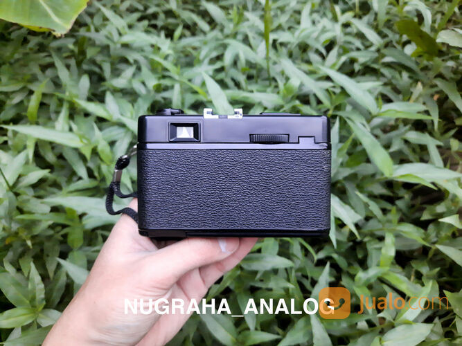 Kamera Analog Fujica M1 Hitam Original + Flash Mikona (Double Flash) di ...