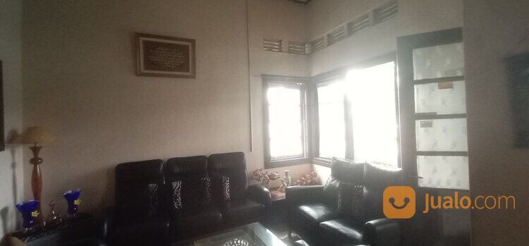 Rumah type Belanda di Bandung Kota