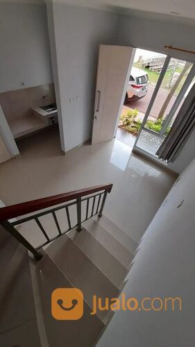 RUMAH 2 LANTAI DI CLUSTER MALIBU VILLAGE, GADING SERPONG