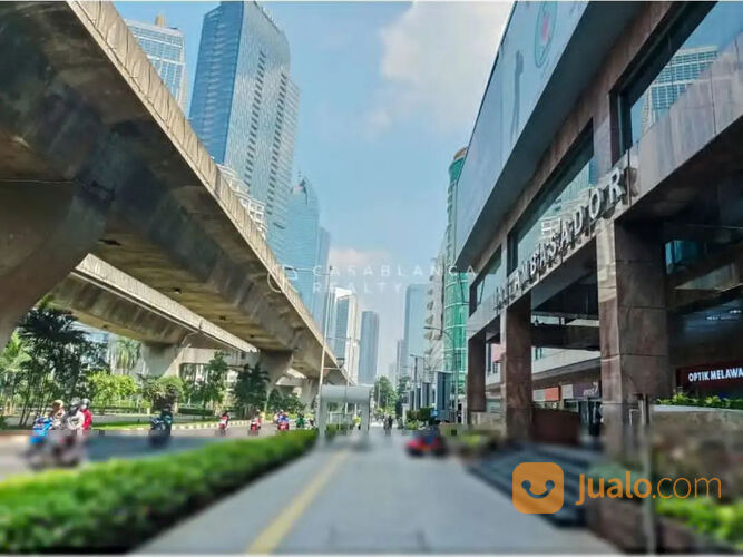 Kios di Lantai Dasar Mall Ambassador Kuningan Setiabudi Jakarta Selatan