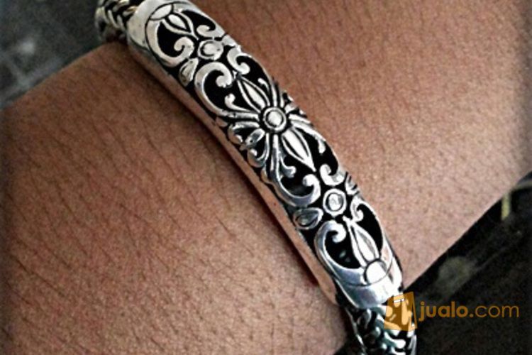 perhiasan dan aksesoris gelang perak bakar bali plat ukir perhiasan dan aksesoris gelang perak bakar bali plat ukir