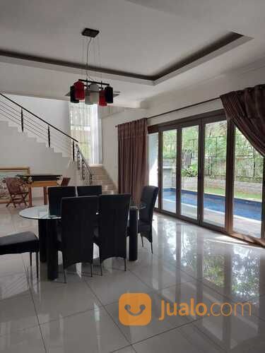 Greencove bsd ada kolam renangnya