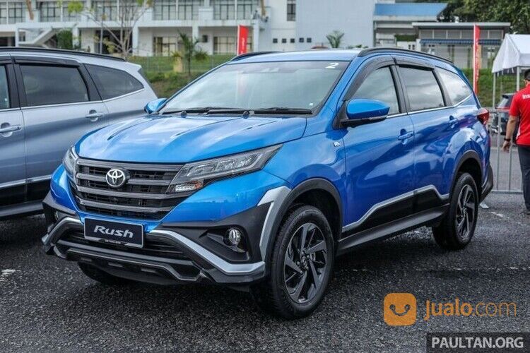 Rental Mobil Premiurn Foxy Fortuner dll lepas kunci atau supir jabodetabek luar kota weekend gas