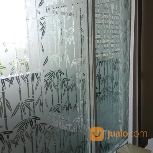 Jasa Pemasangan Cutting Sticker