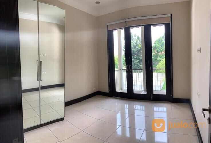 Rumah Graha Family Wiyung Surabaya Full Furnished