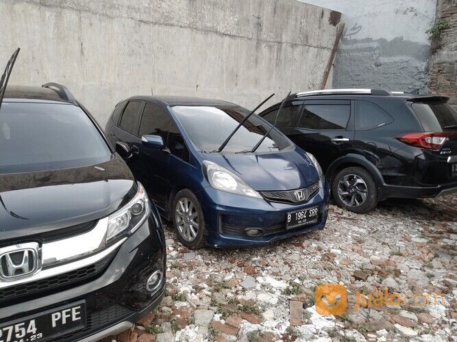 Rental mobil lepas kunci jakarta murah 24 jam