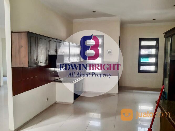 RUMAH BAGUS 2 LANTAI PINGGIR JALAN DI RIVER PARK BINTARO SEKTOR 8 BINTARO JAYA